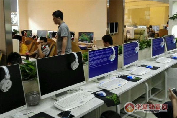 吧友网咖加盟